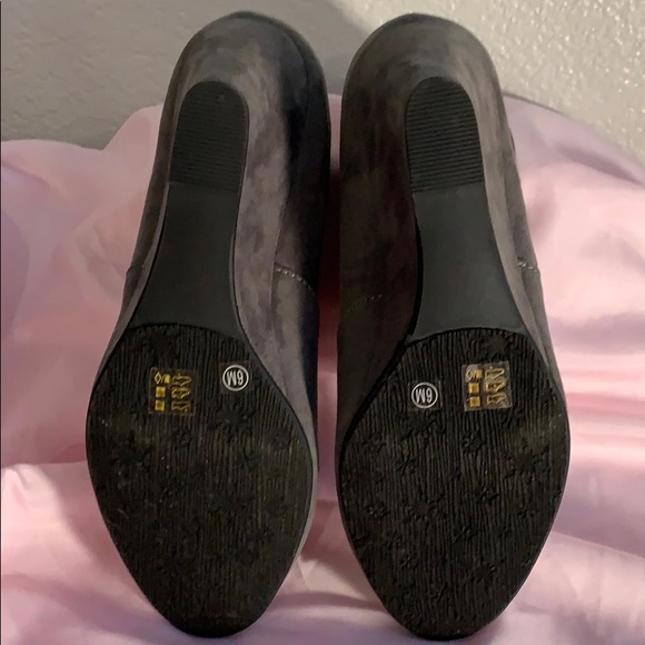 CL LAUNDRY BRAND NEW SIZE 6 BEAUTIFUL HEELS - Picture 7 of 12